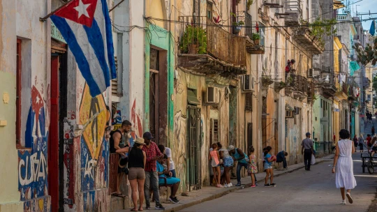 Kubánci přežívají. Americké ropné embargo a&nbsp;výpadky elektřiny zasáhly celou zemi