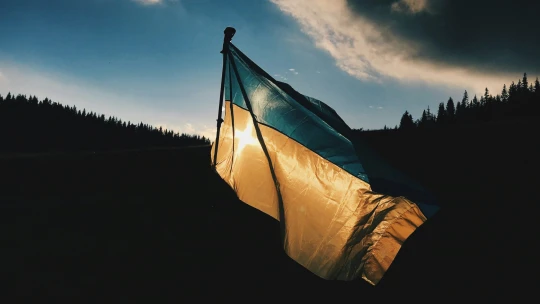 Týden na Ukrajině: NATO slíbilo další podporu, Rusko řeší palivovou krizi