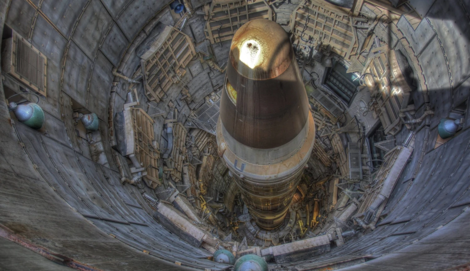 Trump chce ukončit válku do června. Nebuďme naivní, jde mu o volby, míní Zelenskyj