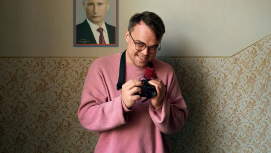 S tajnými záběry z Ruska bojuje o Oscara. Varuje před generací oddanou Putinovi
