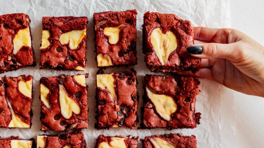Láska na první sousto. Red velvet cheesecake brownies