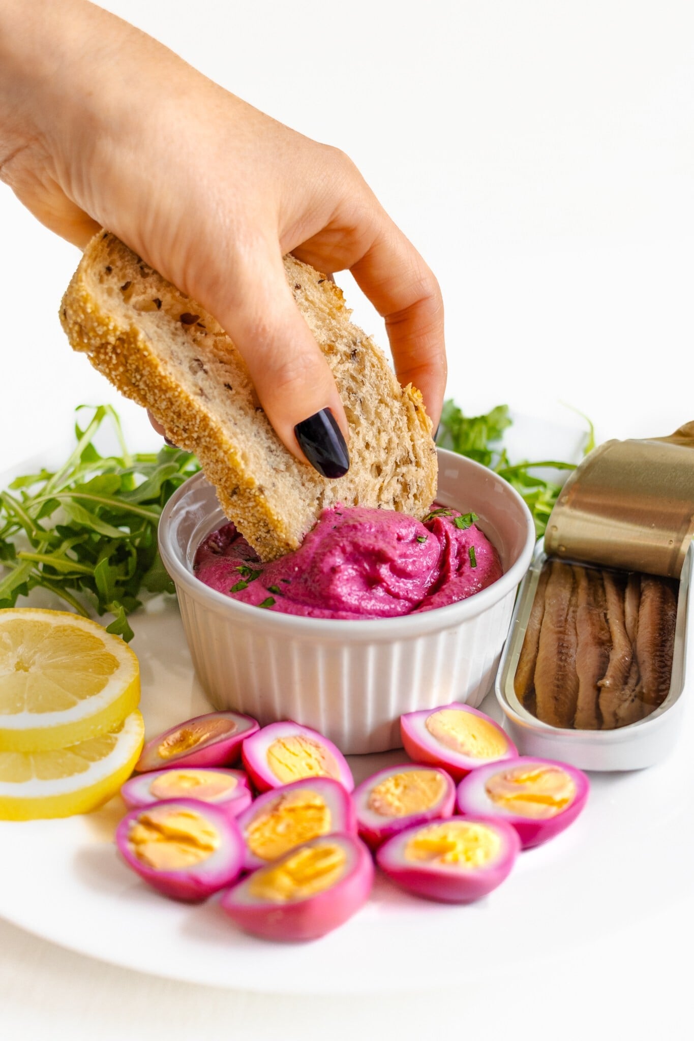 Vajíčkovka, která se červená. Rychlá pomazánka plná bílkovin