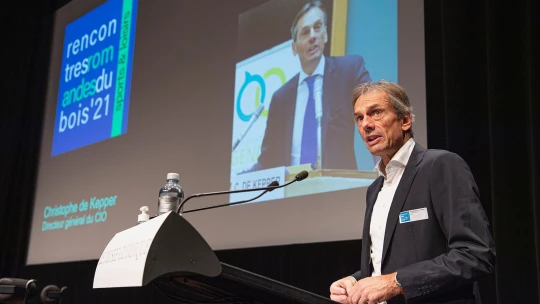 Lépe placeni než špičkoví sportovci. Kolik peněz se točí kolem olympijského výboru?