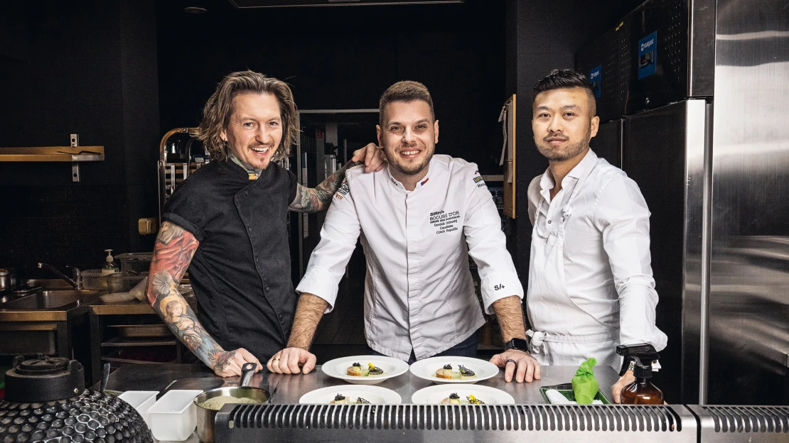 Být kuchař už je zase cool. Forejt, Unčovský a&nbsp;Chu u&nbsp;jednoho stolu
