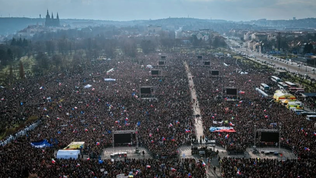 Protest Milionu chvilek. Letná v&nbsp;Praze je plná