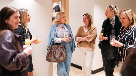 Móda a&nbsp;Lepší Česko. Proč jsou džíny sprosté slovo a kdy nakupovat se stylistou?