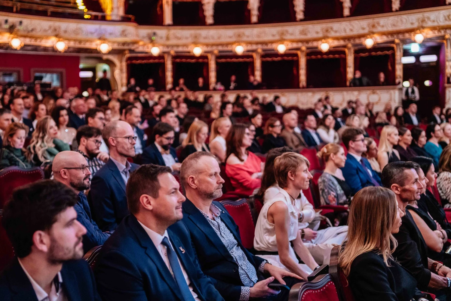 Prahu ovládlo Lepší Česko. Mluvilo se o budoucnosti byznysu, AI či odvaze