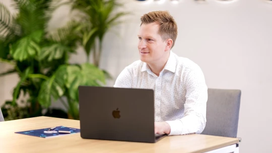 Od tabulek do firem. Proč Akcenta vysílá finančního stratéga blíž ke klientům