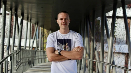 Konec lidského hlasu v audioknihách? Není to o nahrazování lidí, říká český startup