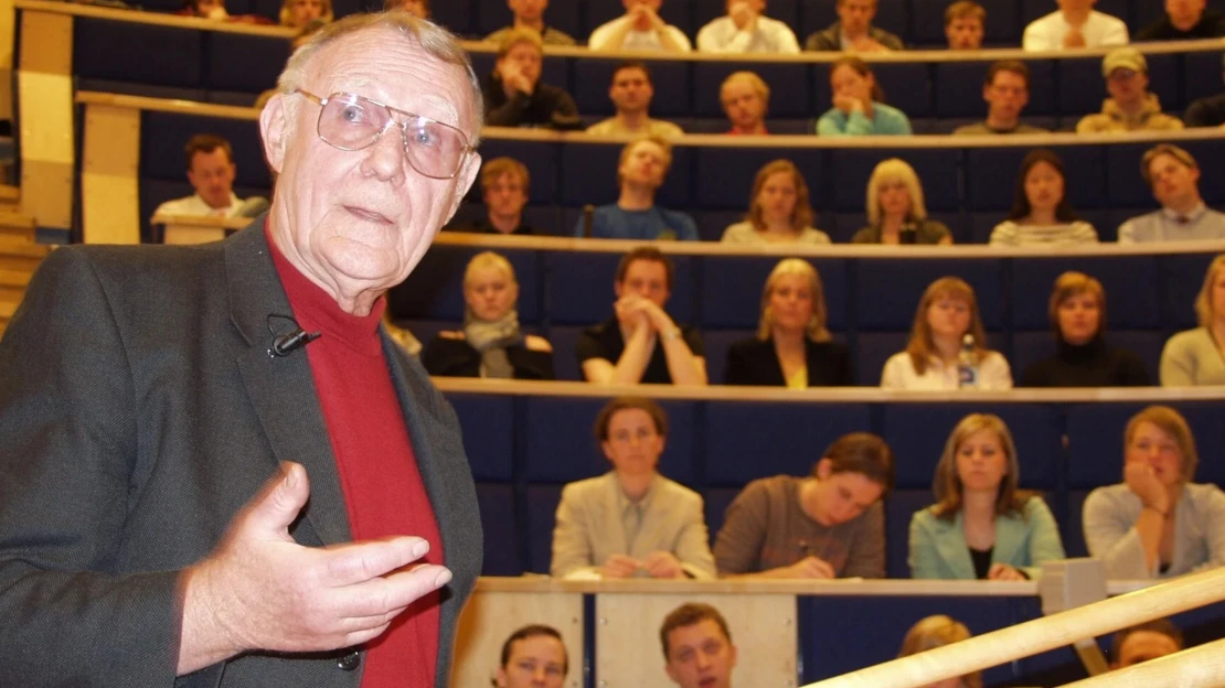 Vydělal miliardy, přesto nakupoval na blešáku. Před sto lety se narodil Pan IKEA