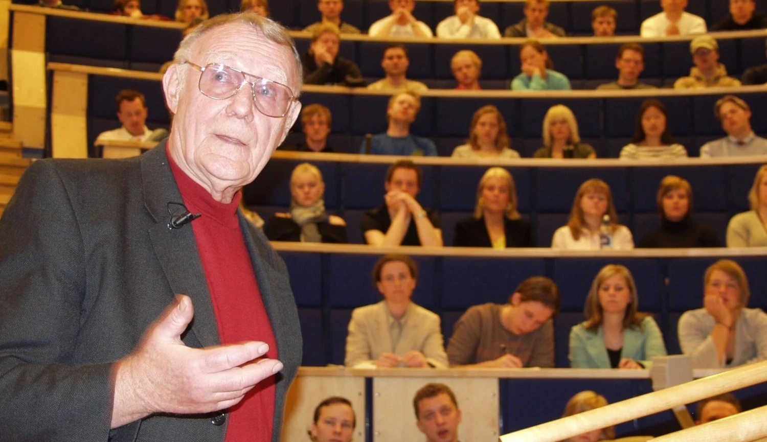 Vydělal miliardy, přesto nakupoval na blešáku. Před sto lety se narodil Pan IKEA