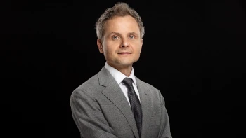 Z garáže si dnes už kryptoburzu nezaložíte, říká expert na regulaci Jan Šovar