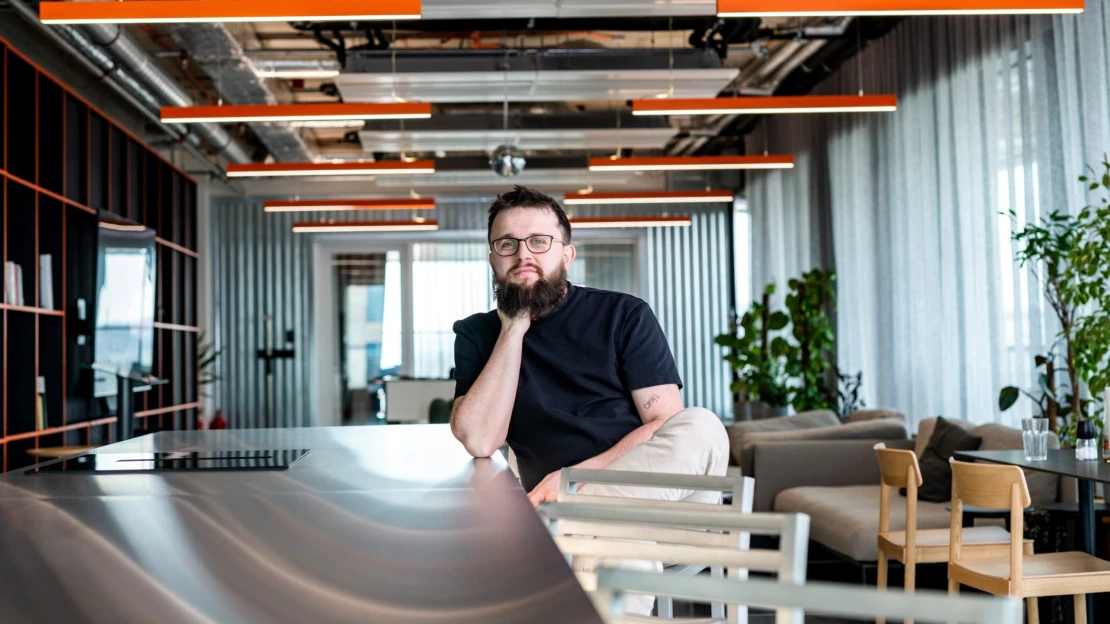 Děláš jen ikonky! První zakázka ho semlela, teď tvoří aplikace pro velká jména