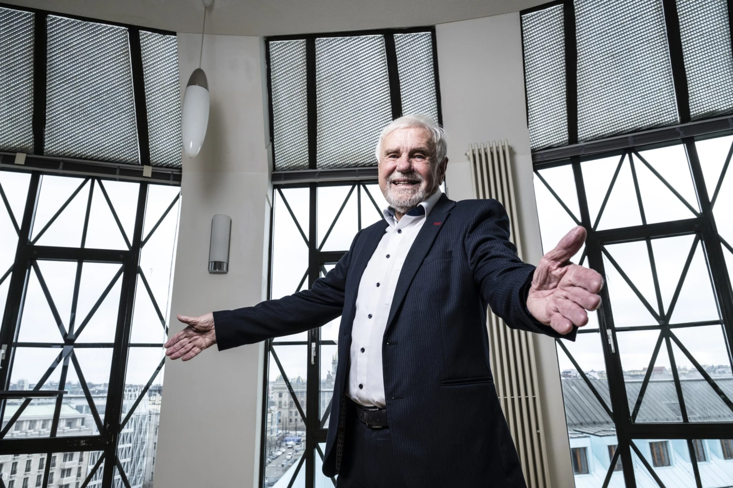 Nedohodnete se? Pak mi nechoďte plakat na hrob, vzkazuje dědicům miliardář Bříza