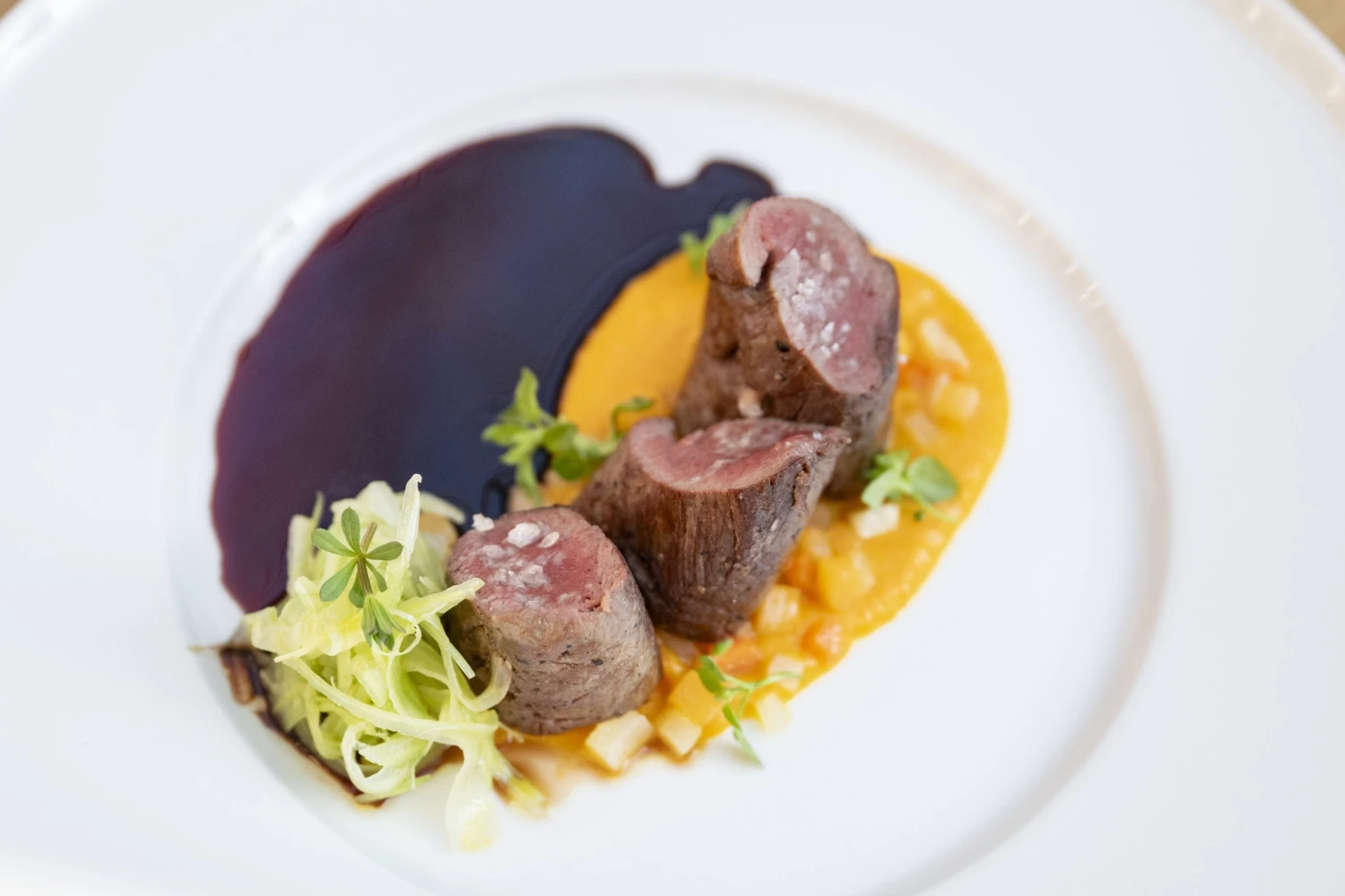 Jen dvacet šest míst a unikátní suroviny. Graf 26 je skrytý gastro poklad