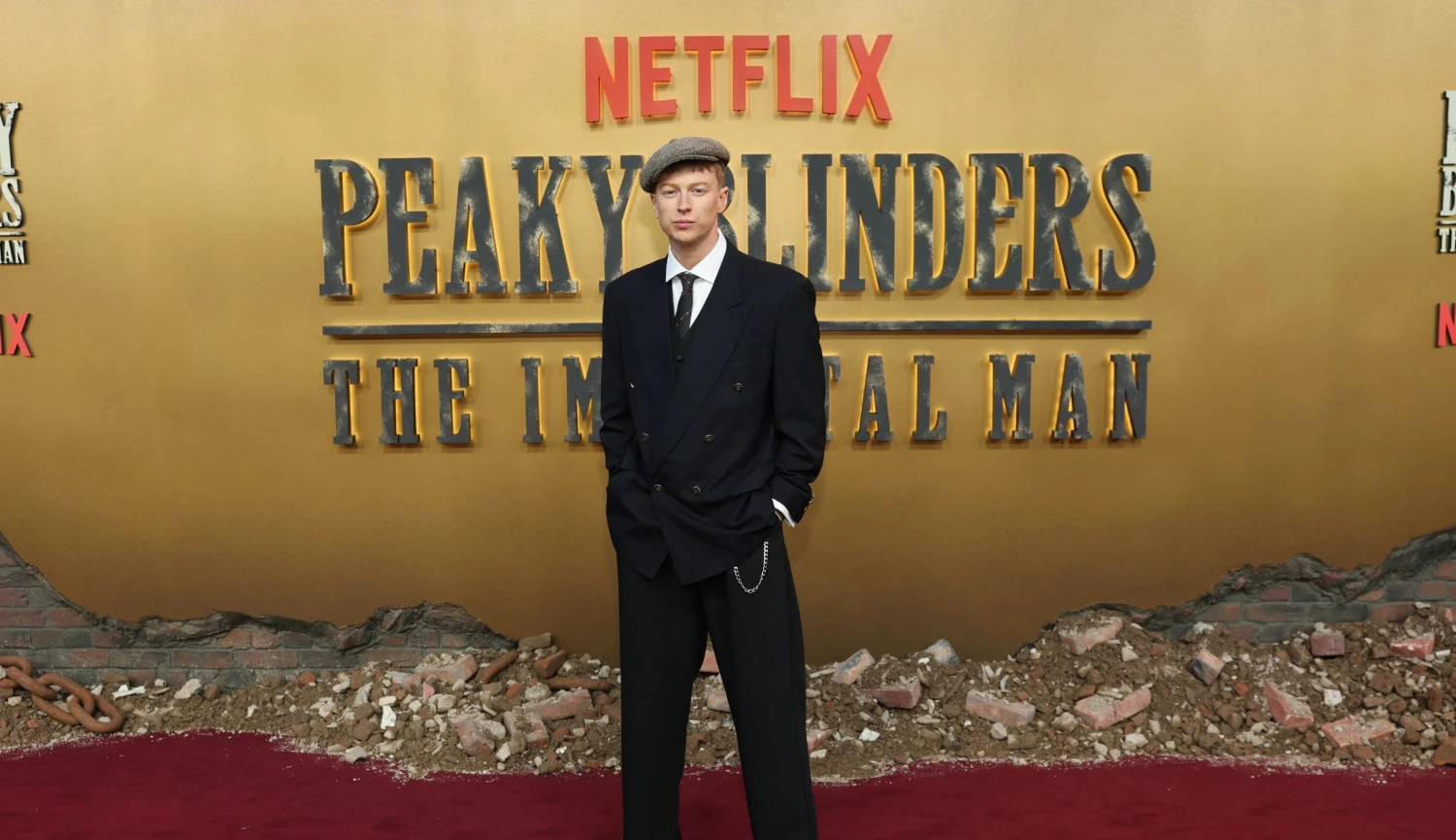 Prachařová s mikrofonem, Mišík na koberci. Studia vyměňují novináře za influencery