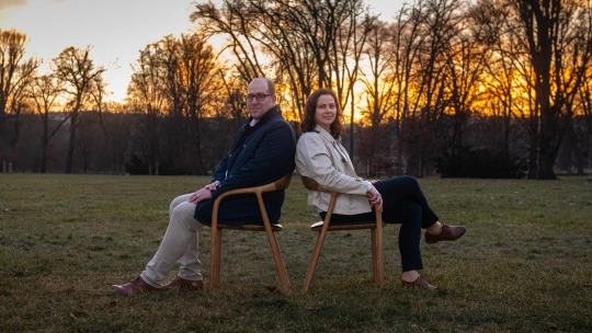 Od diplomacie k&nbsp;designovému nábytku. Jak manželé Ottmárovi založili značku Arboré