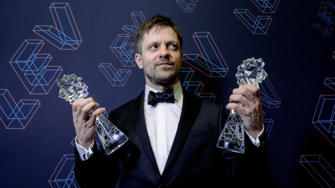 Křišťálová cesta k&nbsp;úspěchu. Jak České lvy následuje divácký zájem a&nbsp;tržby?