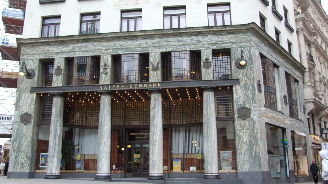 Rakouská Raiffeisen koupí rumunskou banku Garanti. Expanze převýší čtrnáct miliard korun