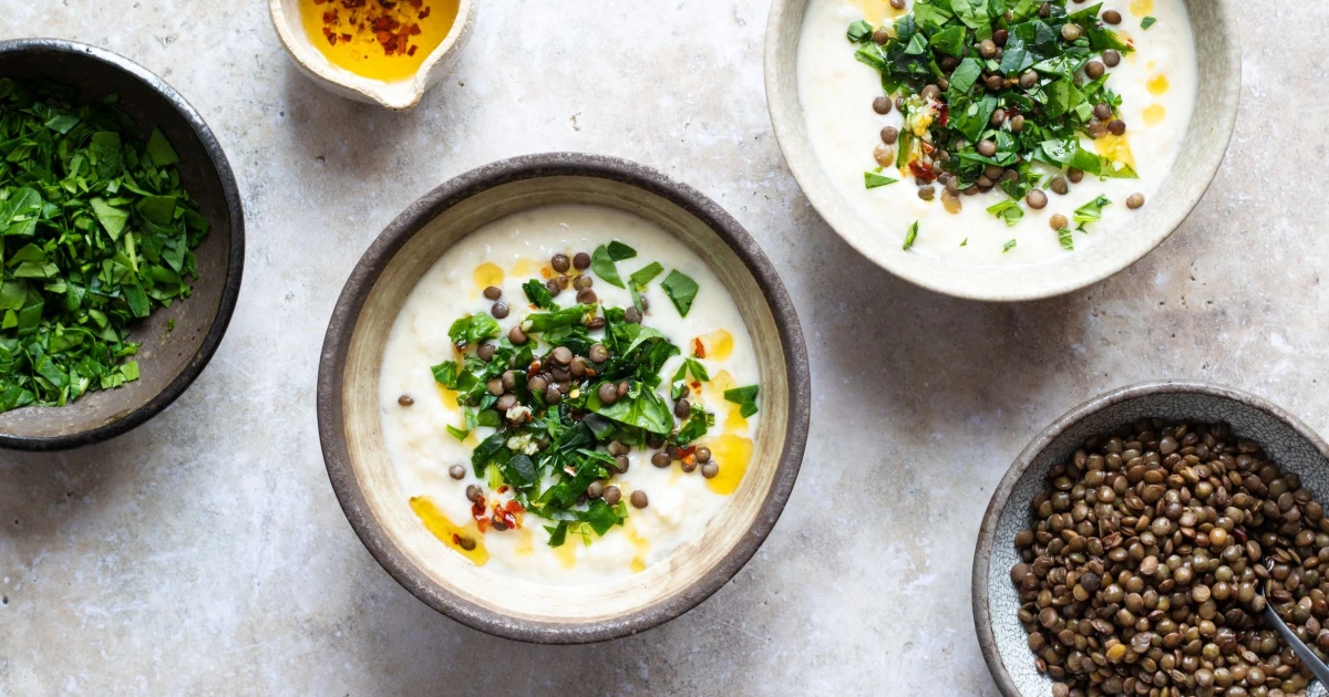 Syrská jogurtová polévka. Neobvyklá, sytá a velice návyková