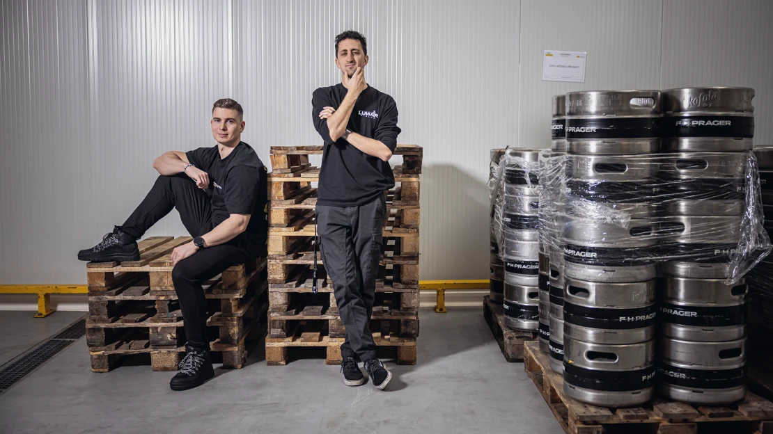 Prager’s&nbsp;boys. Potomci zakladatelů Kofoly nalili svou duši do plechovek, aby ji zachránili