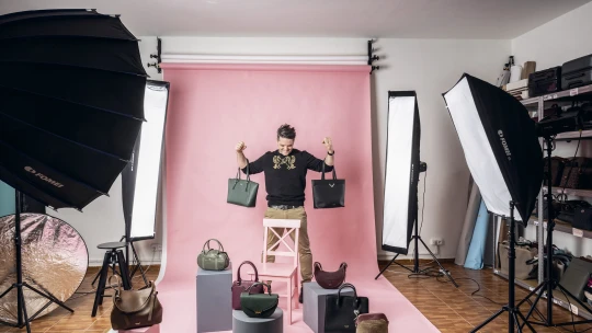 Kde se vzala česká značka Vuch? Základem byly dvě mámy a&nbsp;panelák v&nbsp;Chrudimi 