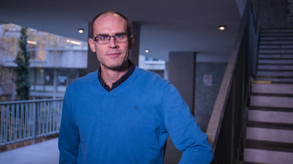 Víc než na přístroje se spoléhám na vlastní ruce, říká neurochirurg Vladimír Beneš