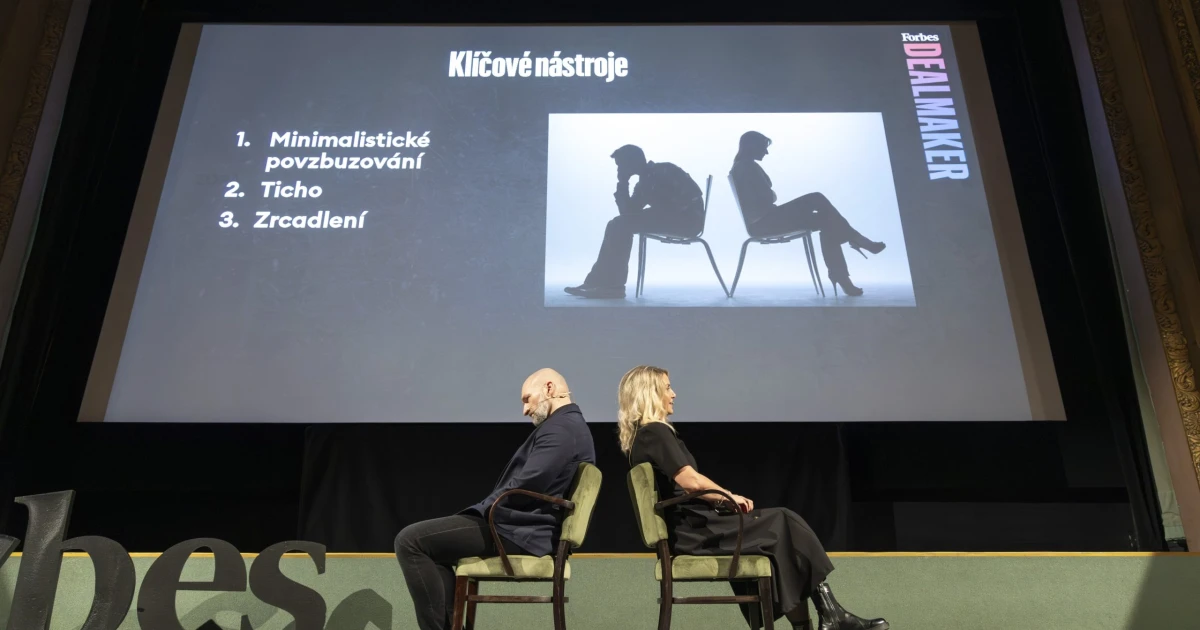 Forbes Dealmaker. Jak Adam Dolník vtáhl diváky do světa krizového vyjednávání