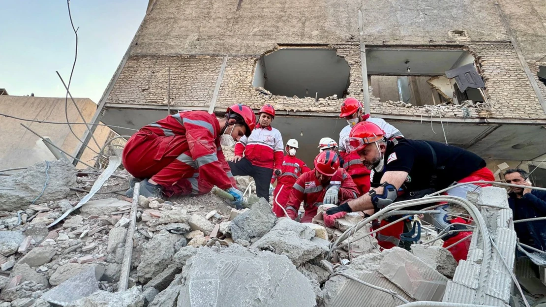 Vybírat peníze pro Íránce je v&nbsp;tuzemsku těžké, říká šéf Českého červeného kříže