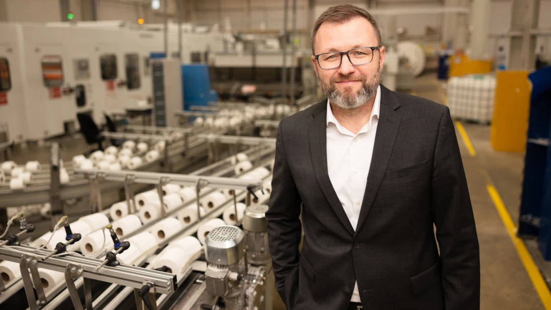 Bude vždy potřeba. Moracell postavil linku na výrobu toaletního papíru za 400 milionů