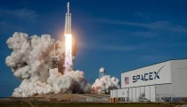 Musk otočil. SpaceX letí na burzu a vyhlíží největší IPO v historii