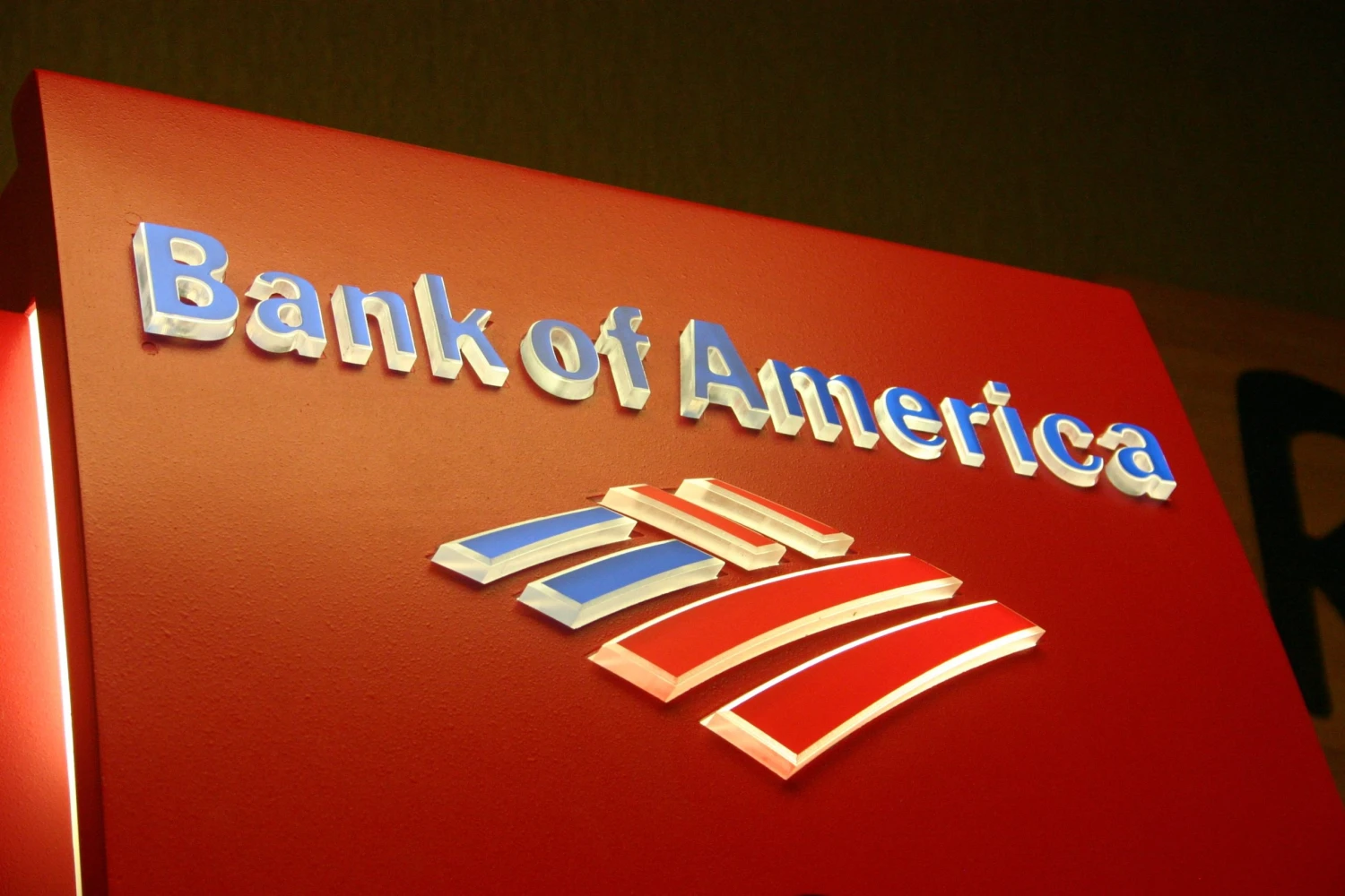 Zisk Bank of America překonal odhady. Stoupl o&nbsp;sedmnáct procent na více než osm miliard dolarů