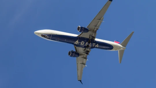 Delta Airlines omezí expanzi. Ztráty z&nbsp;drahého paliva pokryje zdražením letenek