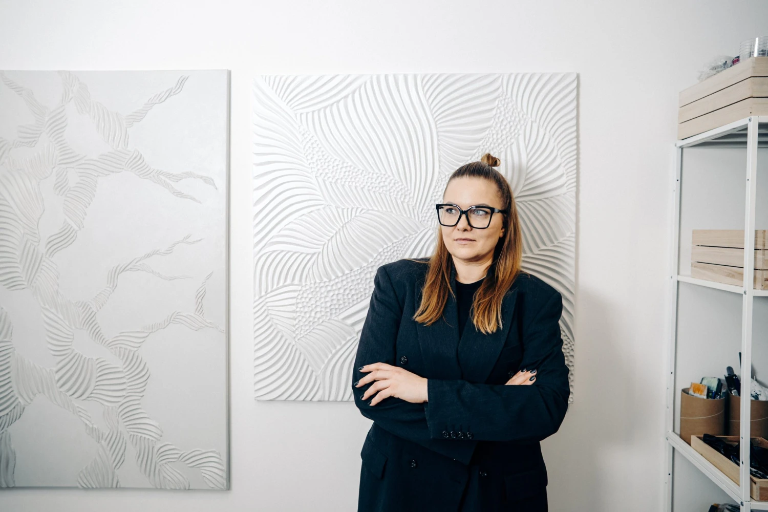 Luxus dnes znamená ubrat. Umělkyně Manukjan sází na ticho a&nbsp;redukci