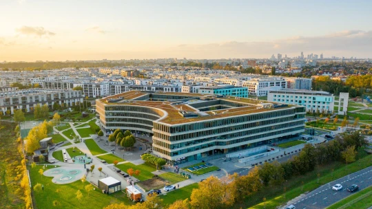 Expanze do Varšavy pokračuje. Wood & Co. kupuje polský komplex za dvě a&nbsp;půl miliardy korun