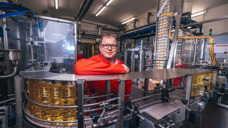 Peníze dám raději lidem než státu. Příběh firmy, na jejímž oleji jedou české hospody