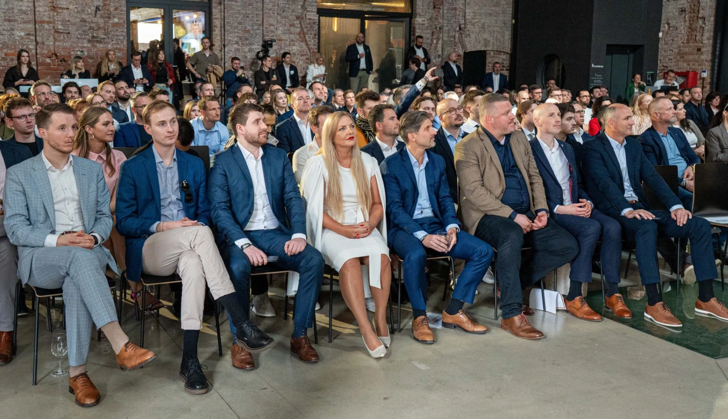 Kdo neriskuje, nepije šampaňské. Co zaznělo na Forbes Money Masterminds?