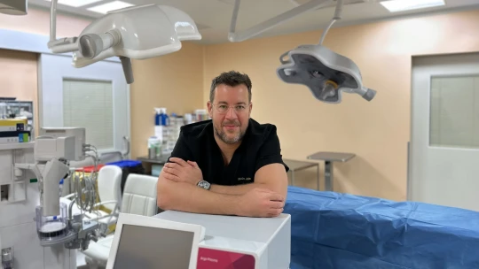 Inovátor české plastické chirurgie. Ján Pilka posouvá hranice oboru i&nbsp;sebevědomí klientů