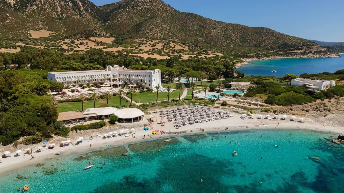 Nenápadný luxus místo okázalosti. Uleťte na Sardinii k&nbsp;pláži jako z&nbsp;Karibiku
