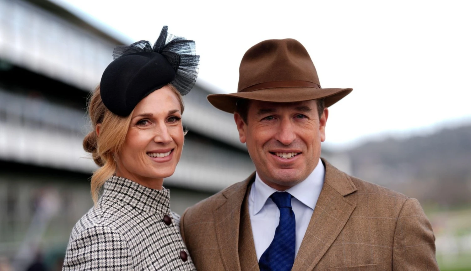 Peter je rozvedený, Harriet svobodná matka. I&nbsp;toto je britská královská rodina