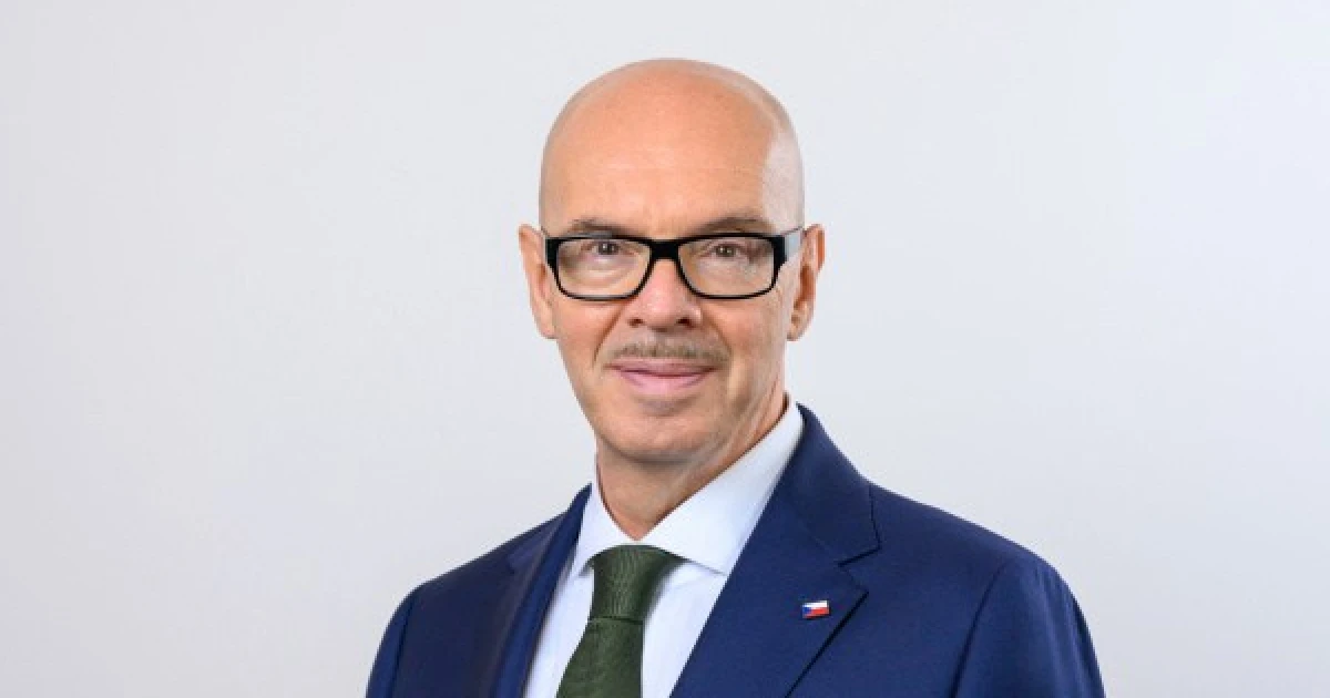 Klempíř chce nahradit poplatky rozpočtem. Česká televize a rozhlas mají dostat méně