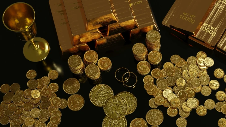 Slavný hledač pokladů je venku z vězení. Odhalí, kam ukryl zlato za miliony dolarů?