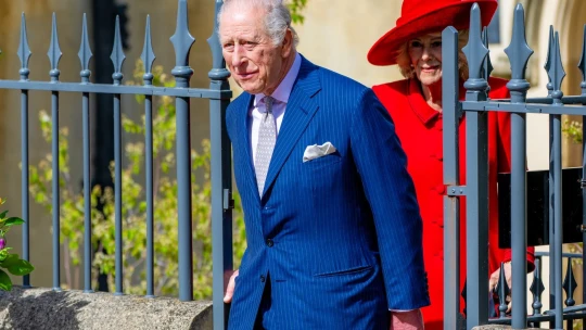 Veselé Velikonoce všem křesťanům! Karel III. na mši přizval nové členy rodiny