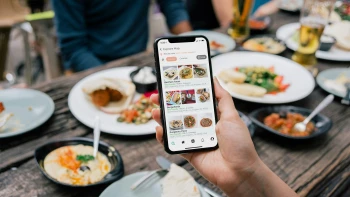 Italové bojují proti falešným recenzím. Jak se jim brání čeští restauratéři?