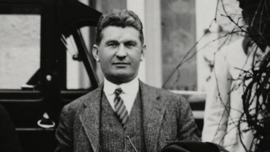 Zavedl volné soboty, pedikúru i&nbsp;firemní psychologii. 150 let Tomáše Bati