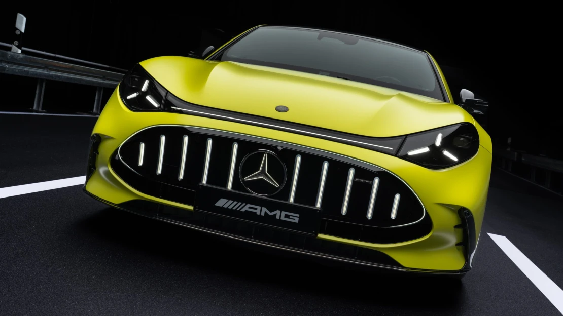 Ranní výběr: Mercedes-AMG začne prodávat auto s&nbsp;výkonem skoro 1200 koní