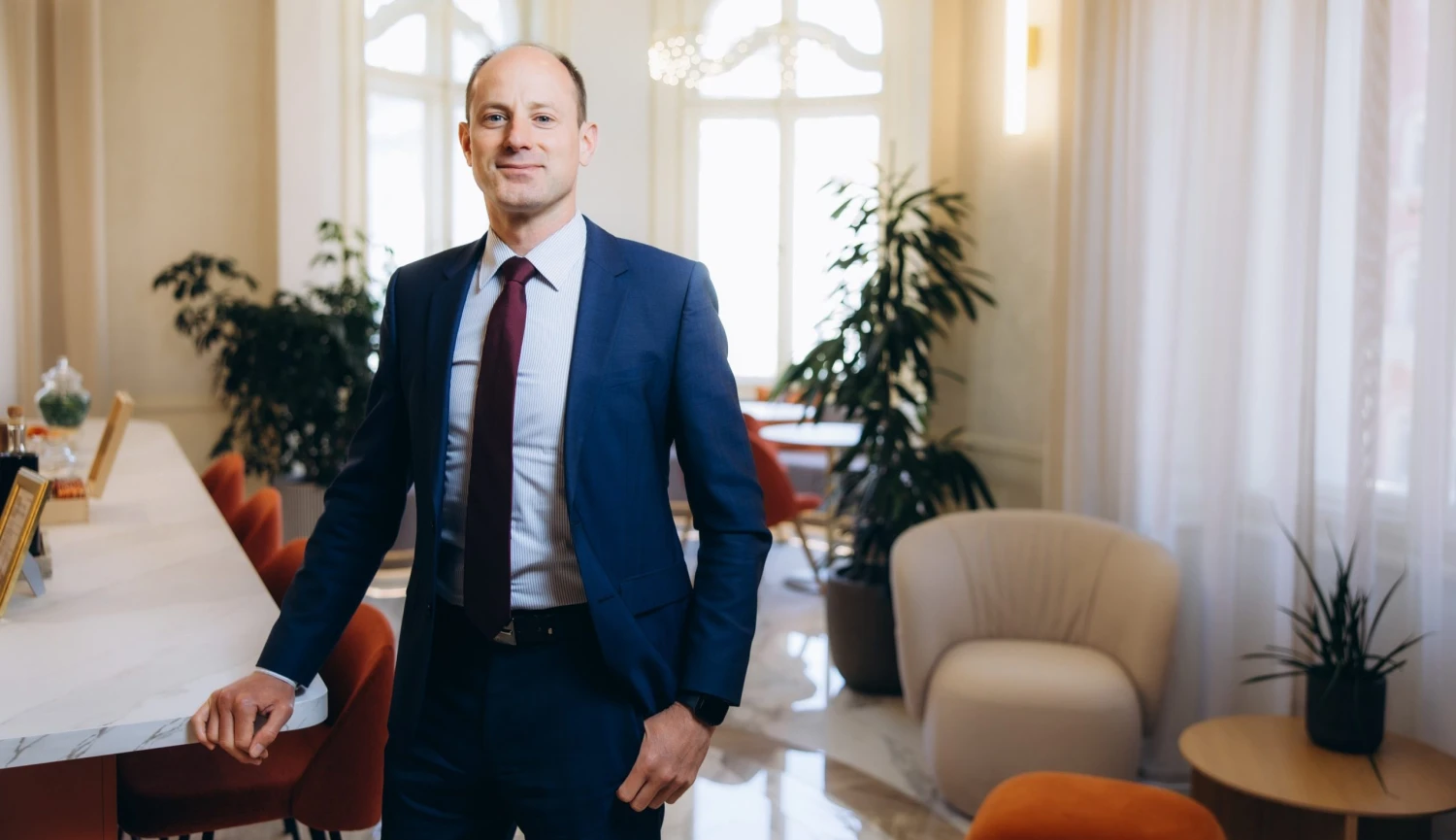 Svět kvůli Evropě zpomalovat nebude, říká muž, který psal pravidla pro Google i&nbsp;Metu
