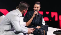 Děti kariéře nepřekážejí. Je fajn, když vidí, že máma něco dělá, říká Iva Kubelková