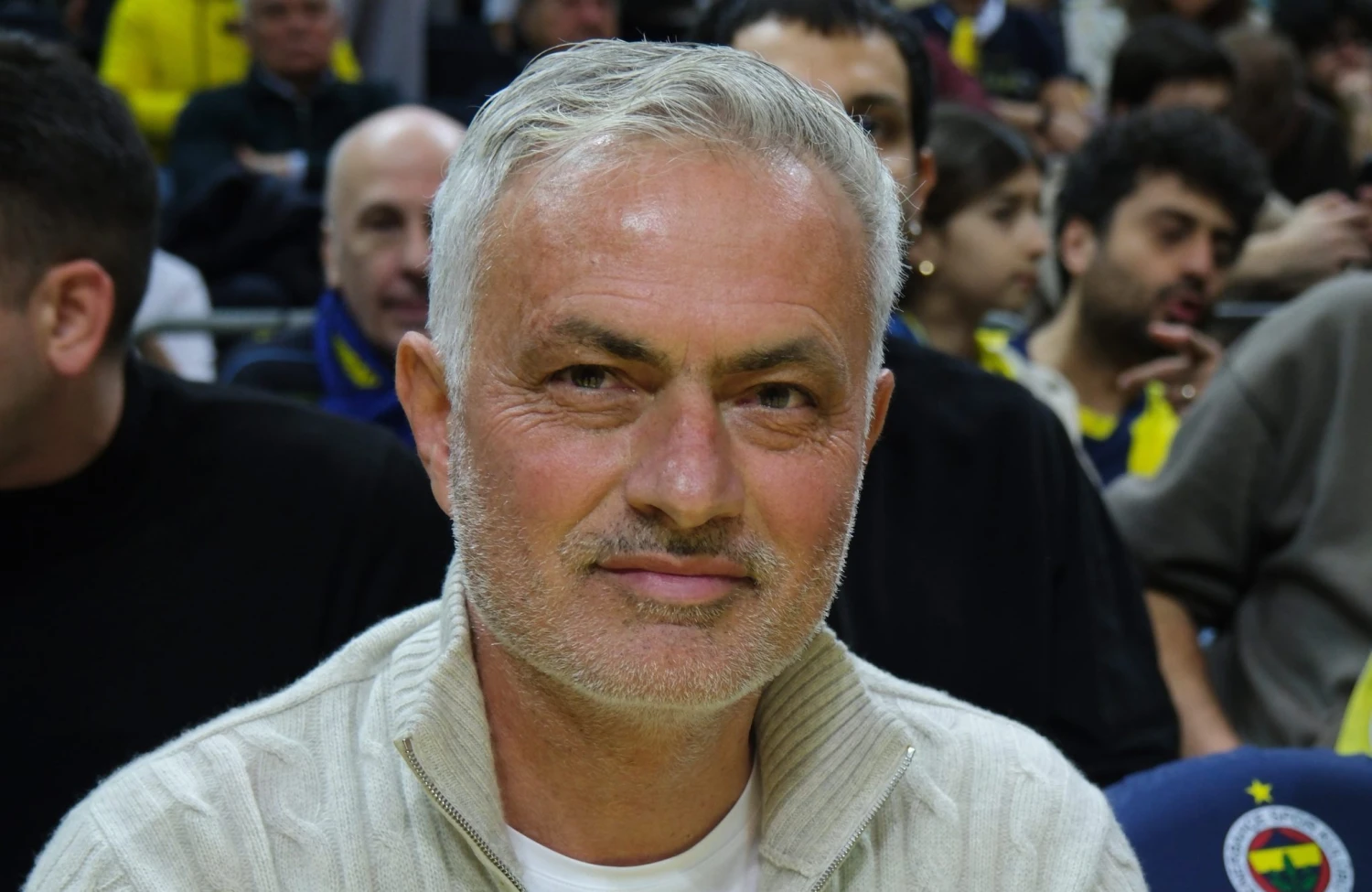 Mourinho se po&nbsp;třinácti letech vrátí do Realu Madrid. Klub za něj zaplatí tři miliony eur