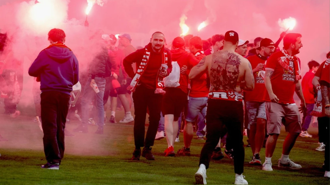 Divoké pražské derby bude mít následky. Generální partner Chance čeká nápravu
